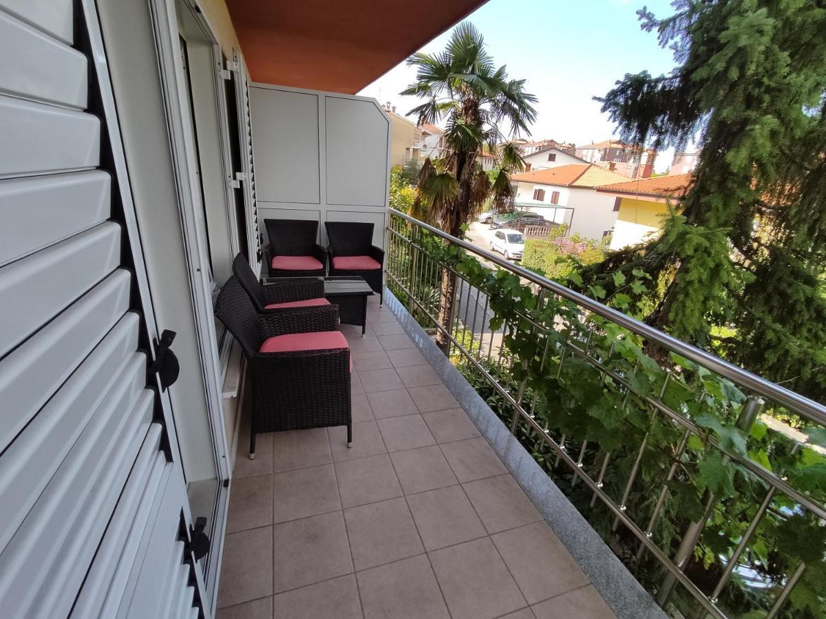 Apartments Samec Изола Экстерьер фото