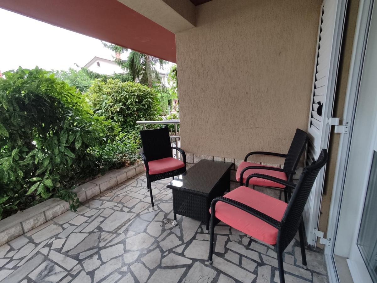 Apartments Samec Изола Экстерьер фото